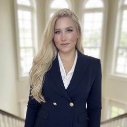 Evelin Padron profile image